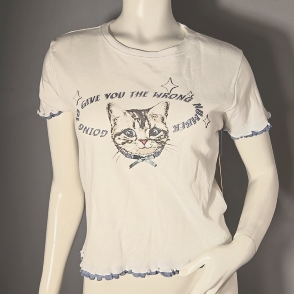 Messy Bun Just Chillin "Going to Give You the Wrong Number" Tee Size M